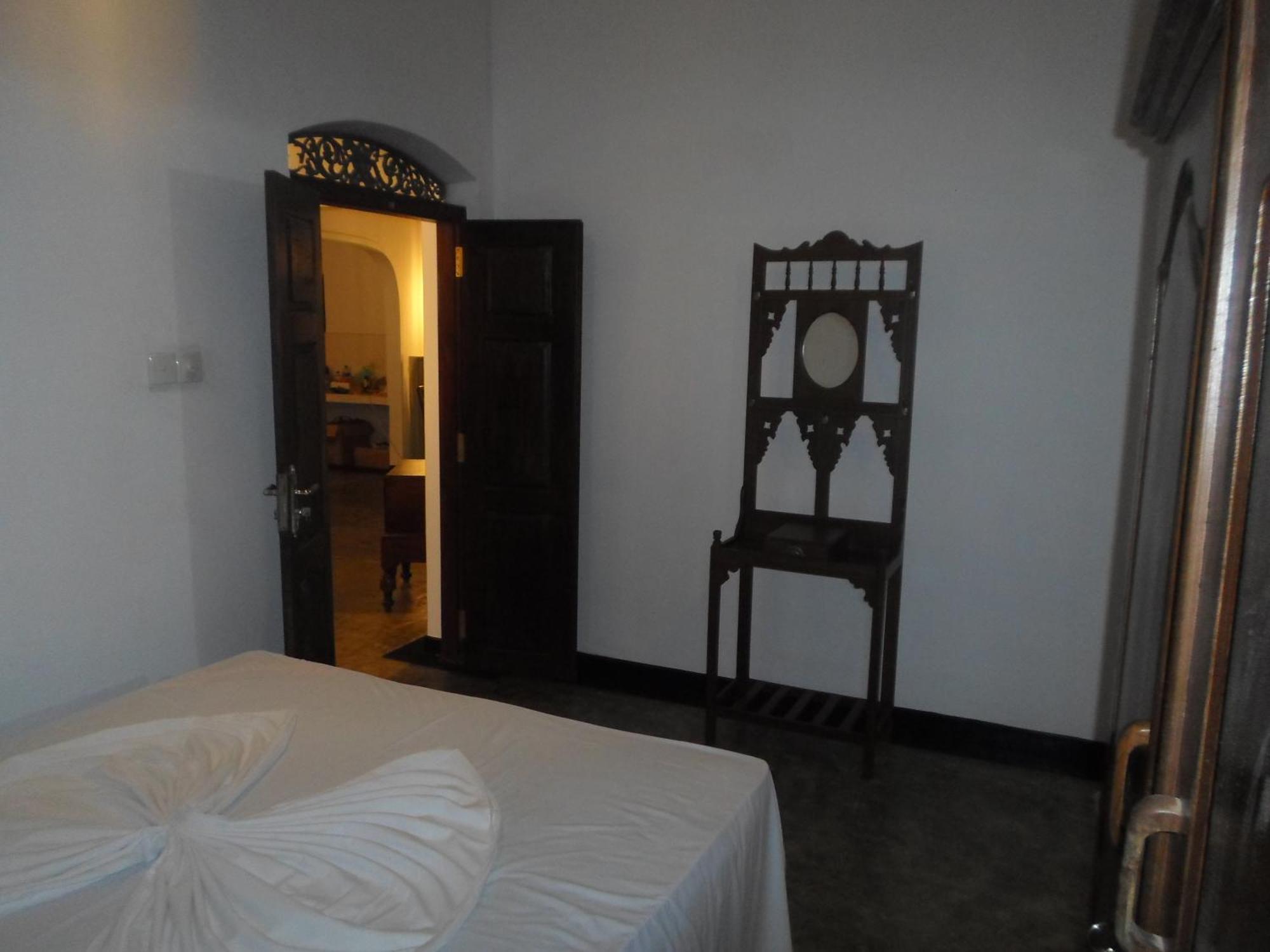 Chitra Ayurveda Hotel Bentota Room photo